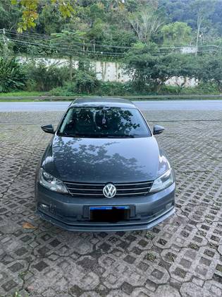 VOLKSWAGEN JETTA 1.4 16V TSI TRENDLINE GASOLINA 4P TIPTRONIC VOLKSWAGEN JETTA 1.4 16V TSI TRENDLINE GASOLINA 4P TIPTRONIC
